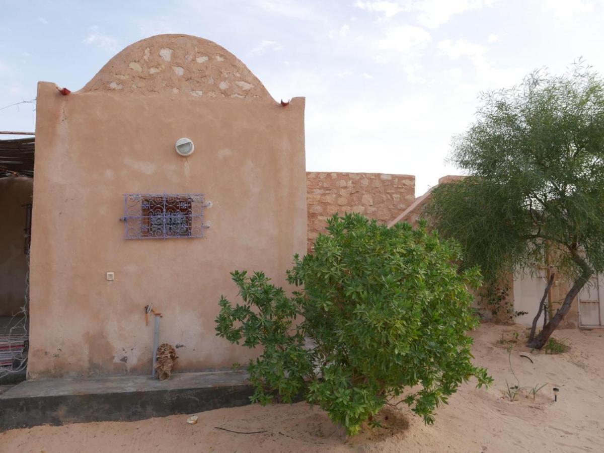 Grand Sud, La Maison De Sable Douz Exteriör bild