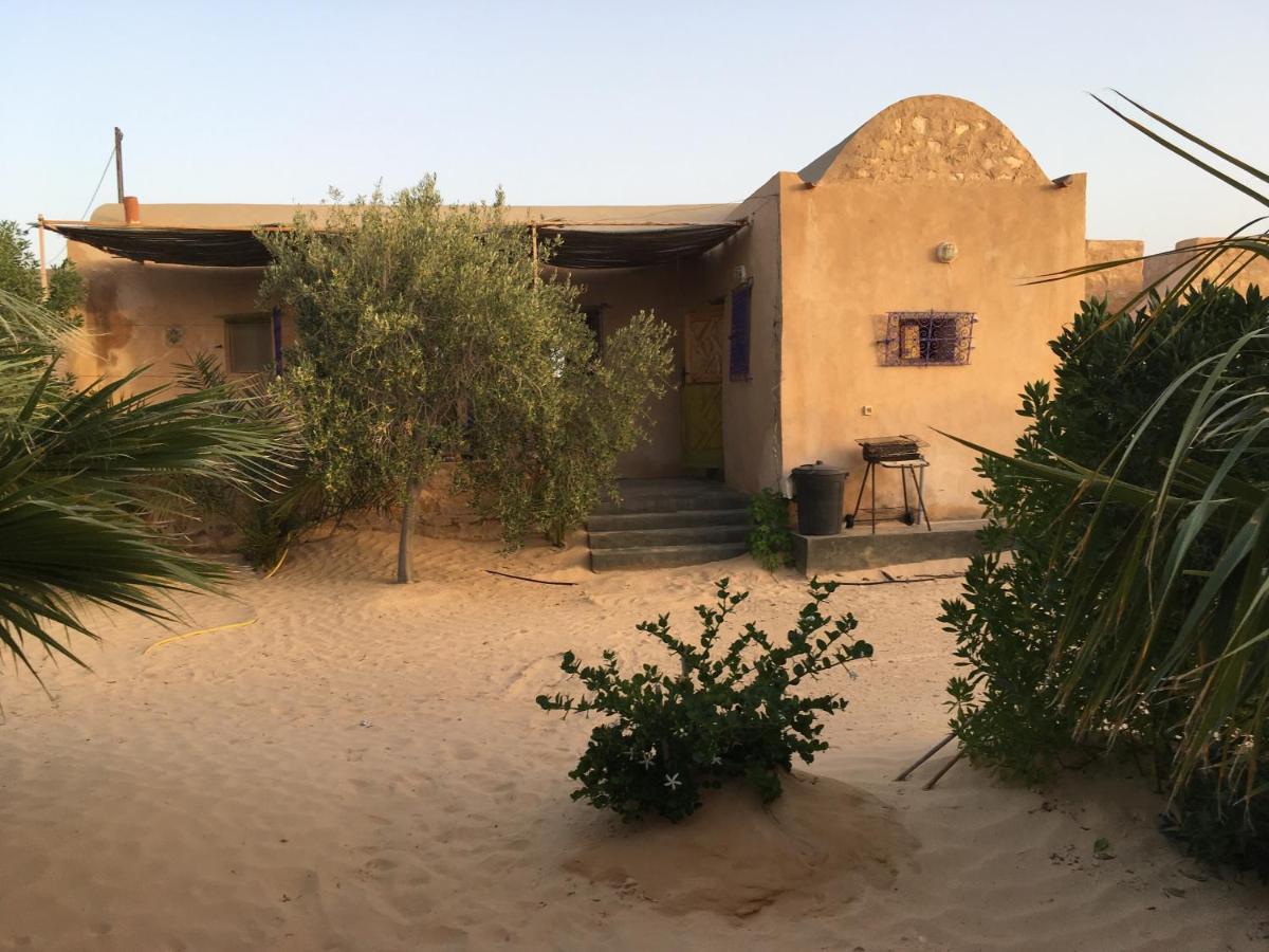 Grand Sud, La Maison De Sable Douz Exteriör bild